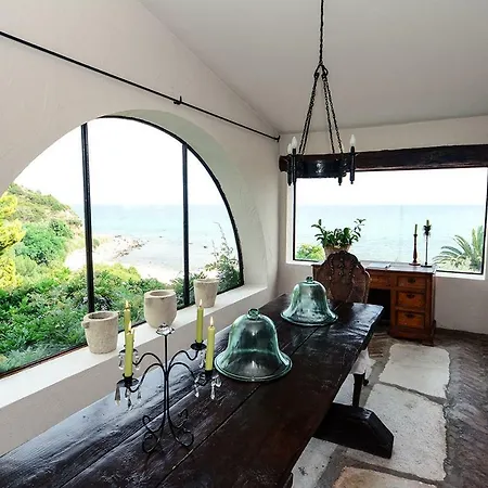 Villa Anelia *