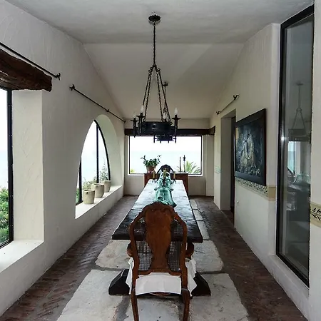Villa Anelia *